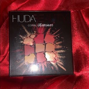 Huda Beauty Corp Obsessions Palette